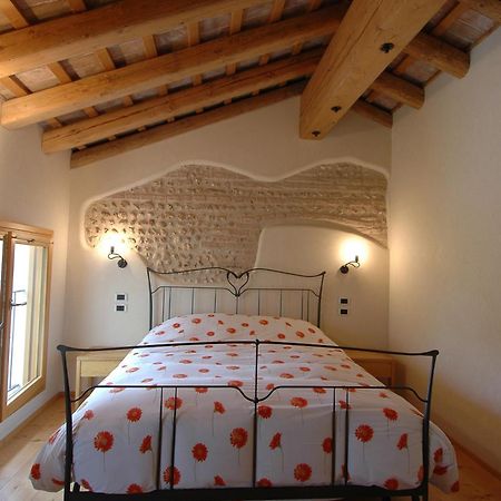 Agriturismo La Paterna Giavera del Montello ภายนอก รูปภาพ