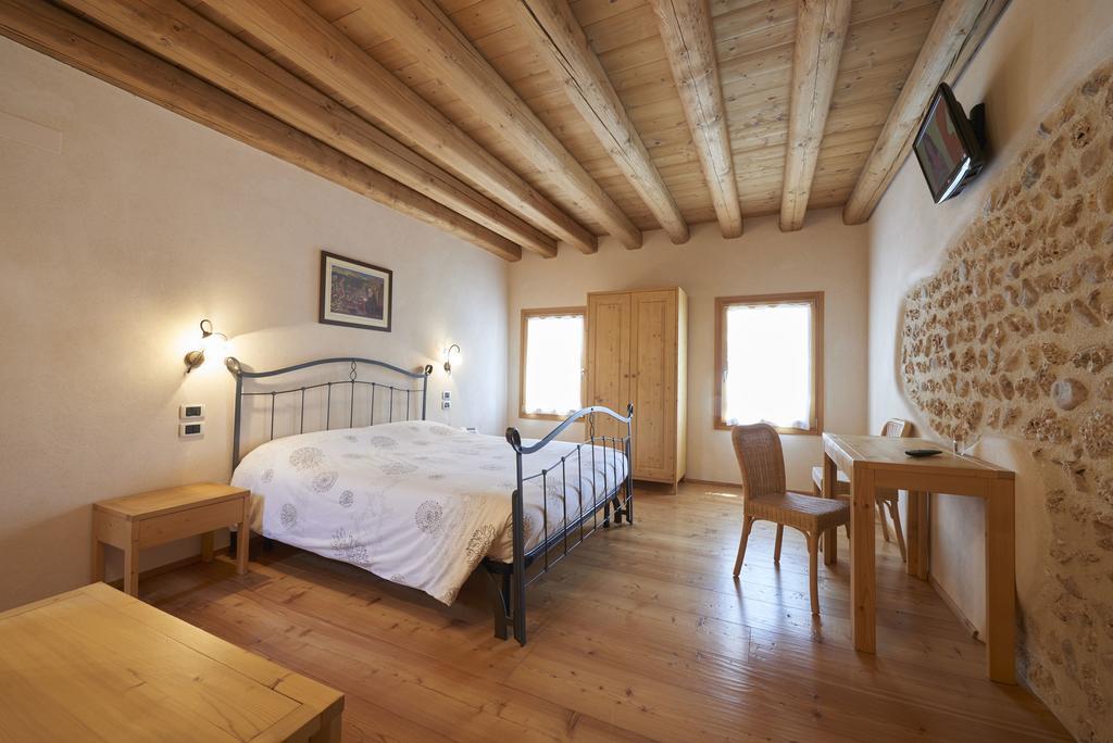 Agriturismo La Paterna Giavera del Montello ภายนอก รูปภาพ