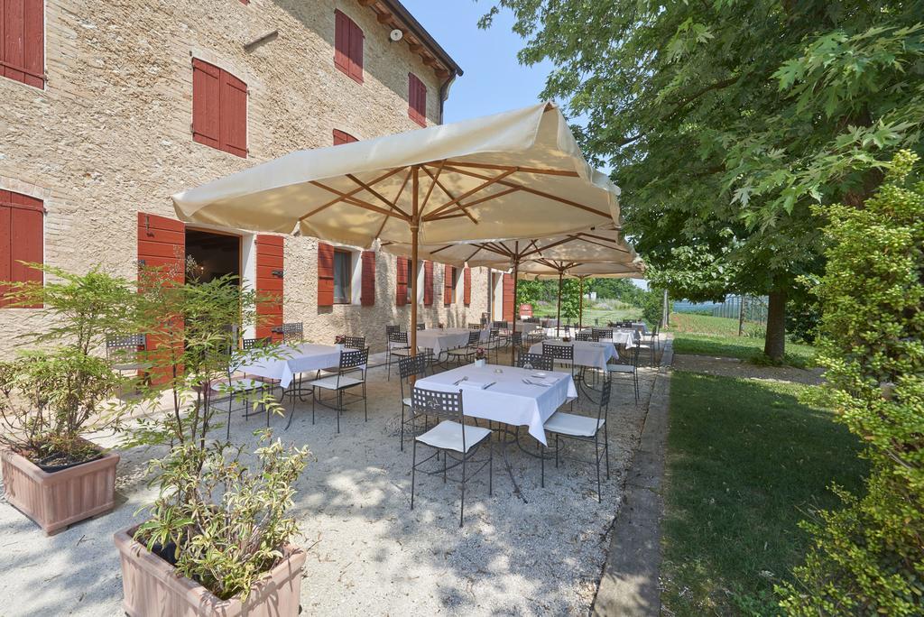 Agriturismo La Paterna Giavera del Montello ภายนอก รูปภาพ